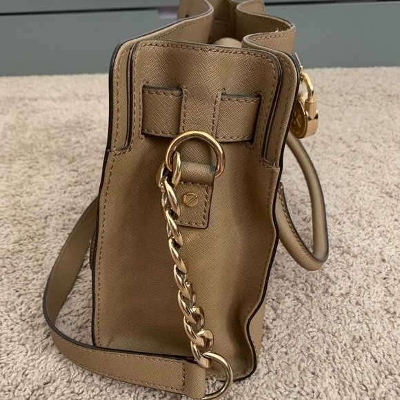 Michael Kors Hamilton Saffiano Leather Medium Satchel - Picture 4 of 8